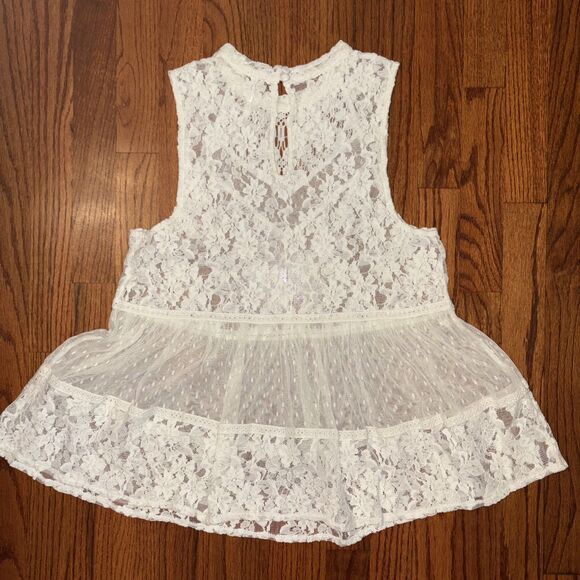 Free People Tops - FREE PEOPLE Ladybird Lace Tank Size M